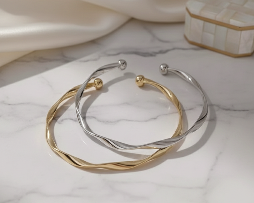 The Continuum Sculpted bracelet