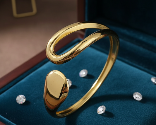 The Midas Aura bracelet